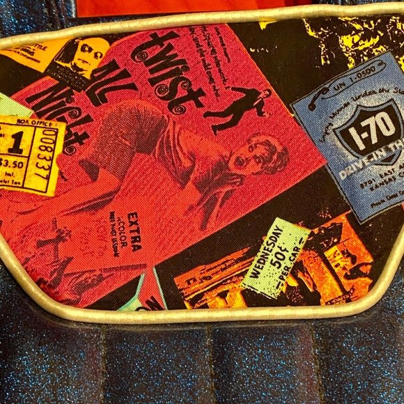 ONE TIME PRICE -- THEN IT'S GONE!  WICKED PURSES -- CANADA RETRO-STYLED PURSE - Picture 5 of 9